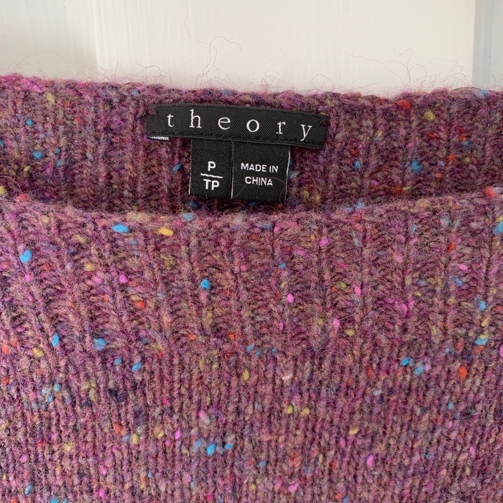 Theory Crop sweater